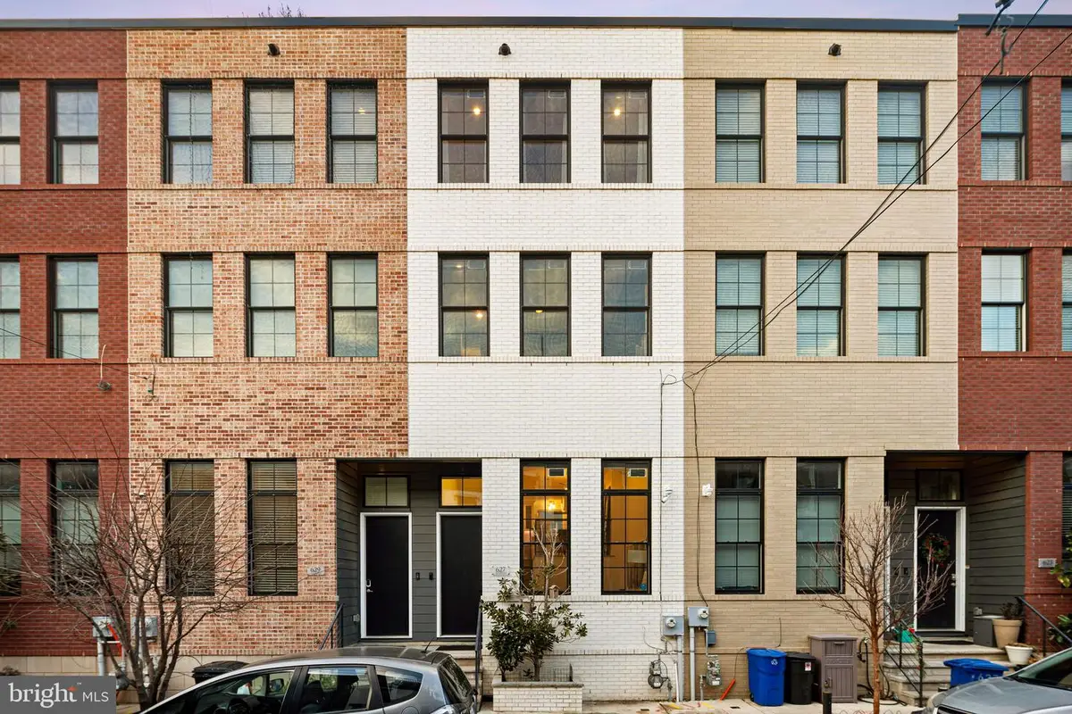 627 Mcclellan St, Philadelphia, PA 19148 - #1