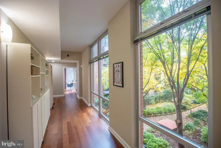 22 S Front St #207, Philadelphia, PA 19106 - Image #2