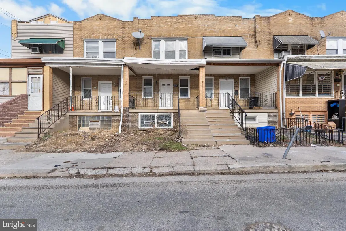 2029 S Aikens St, Philadelphia, PA 19142 - #1