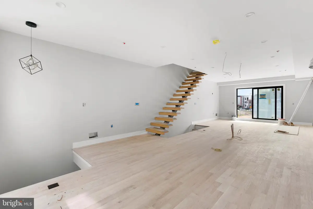 834 Cameron St, Philadelphia, PA 19130 - Image #1