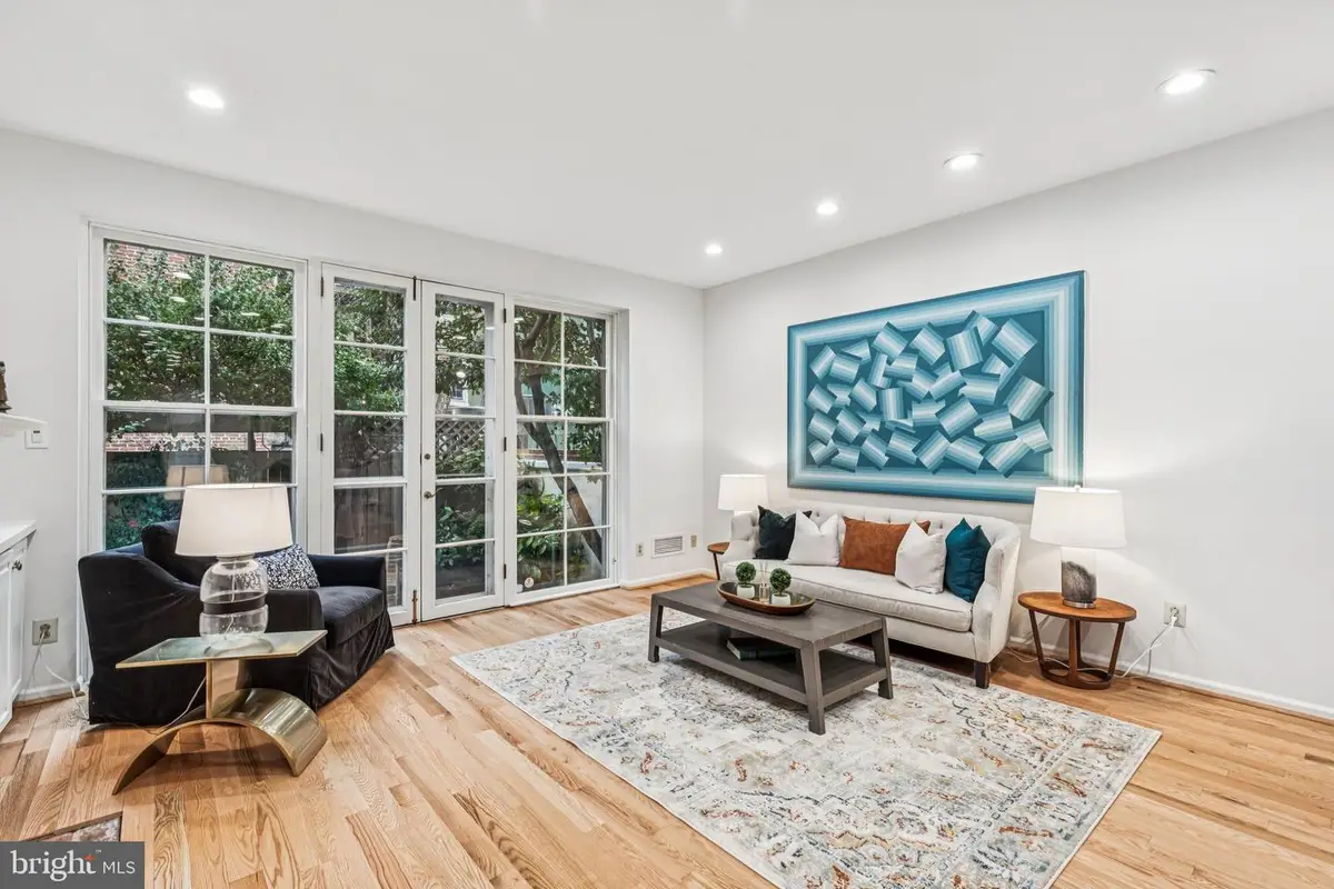 1 Blackwell Pl, Philadelphia, PA 19147 - #1