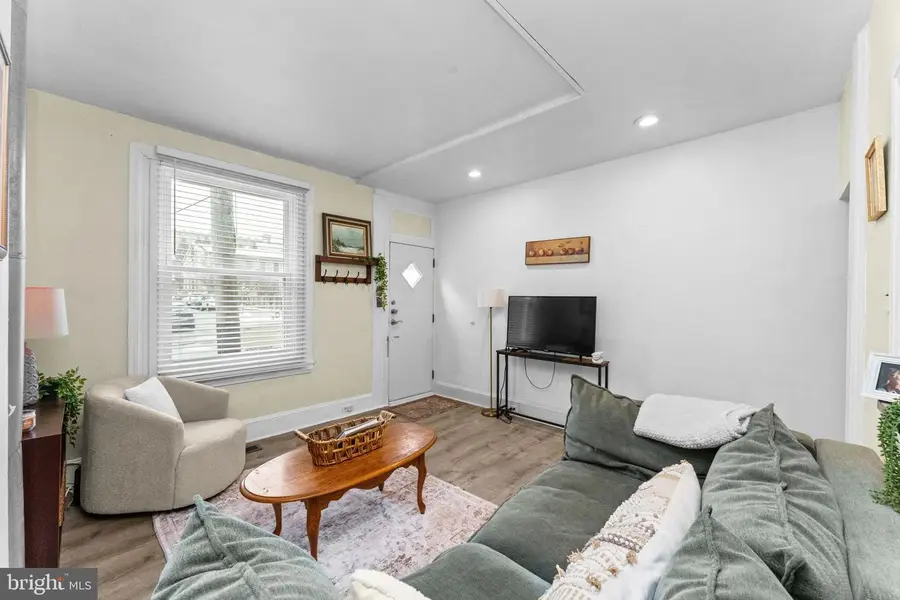 431 Shurs Ln, Philadelphia, PA 19128 - #2