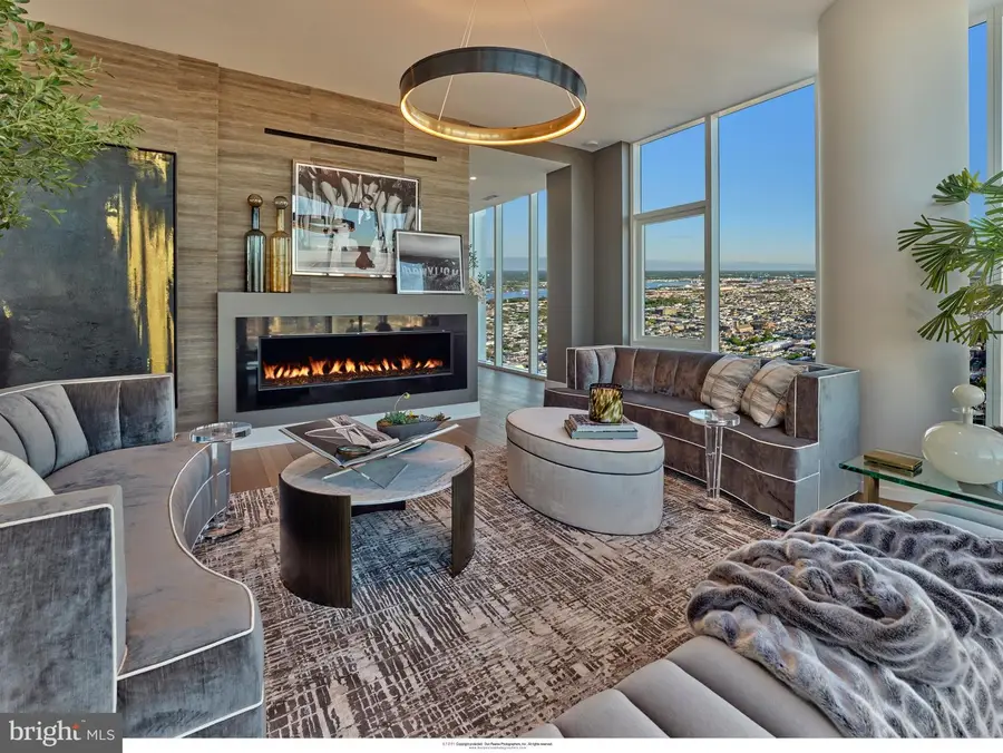 301 S Broad #4201, Philadelphia, PA 19107 - Image #3