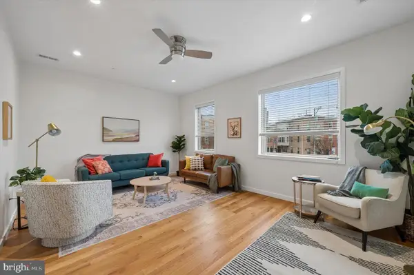 2555 Carpenter St #e, PHILADELPHIA, PA 19146