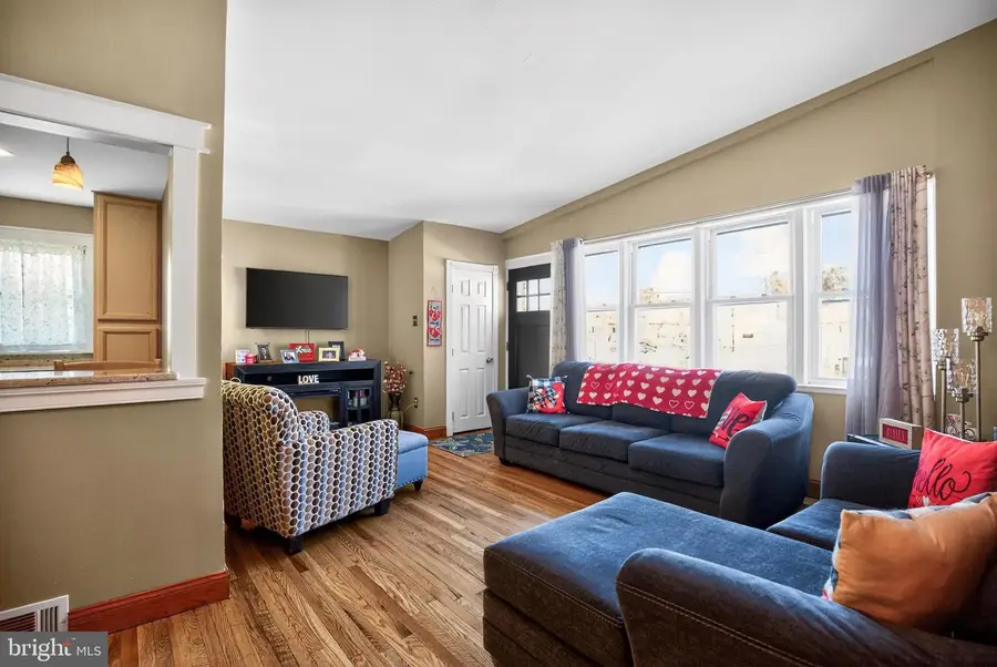 233 Dimarco Dr, Philadelphia, PA 19154 - #3