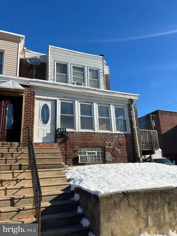 657 Allengrove St, PHILADELPHIA, PA 19120