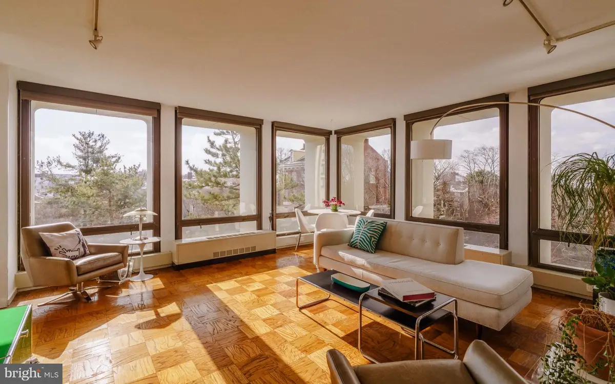 220 Locust St #2g, Philadelphia, PA 19106 - Image #1