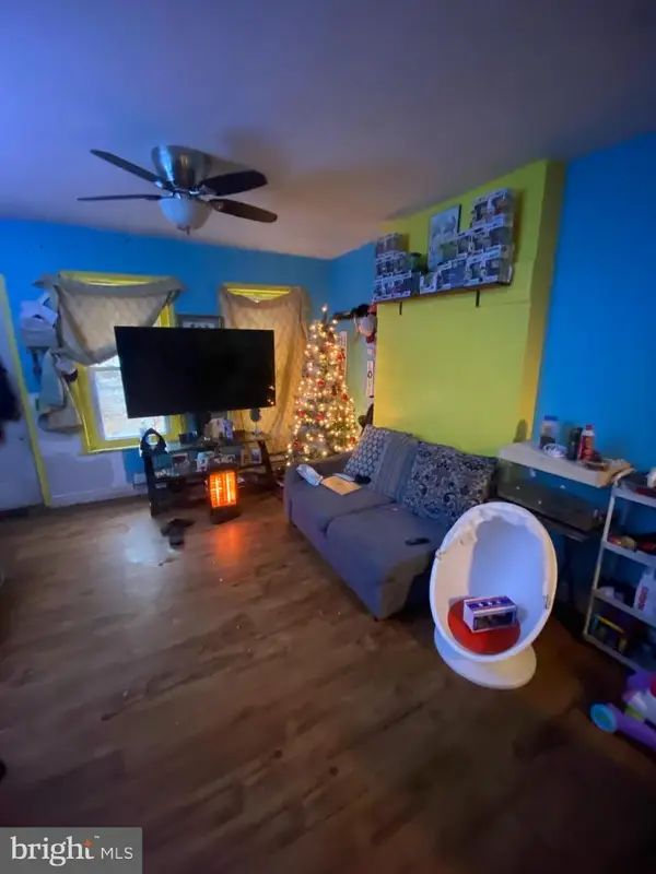 850 E Willard St, PHILADELPHIA, PA 19134