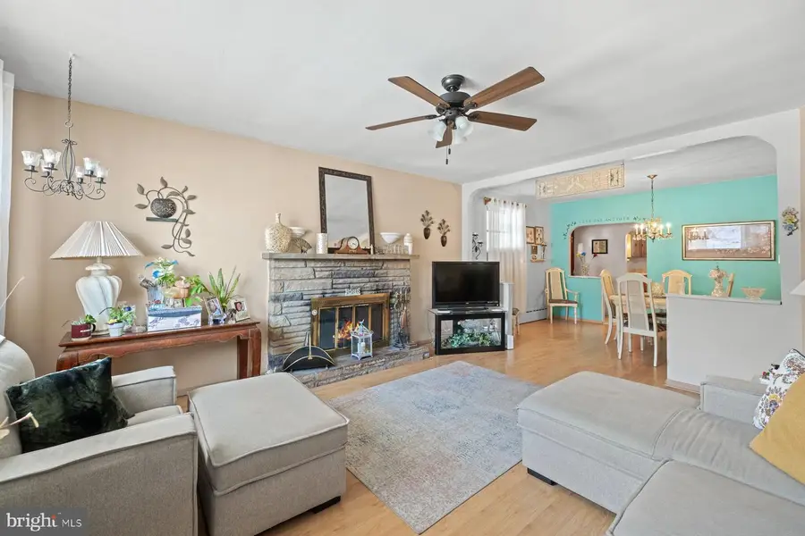 370 Paoli Ave, Philadelphia, PA 19128 - Image #3