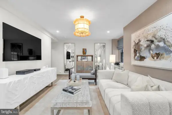 219-29 S 18th St #822, PHILADELPHIA, PA 19103