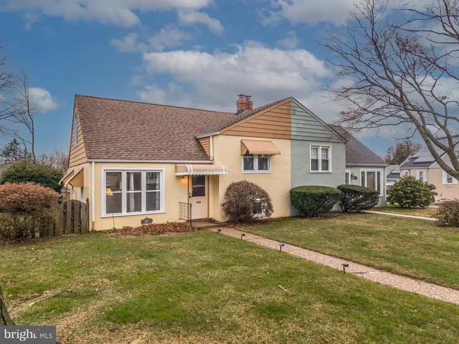 836 Clyde Ln, Philadelphia, PA 19128 - #3