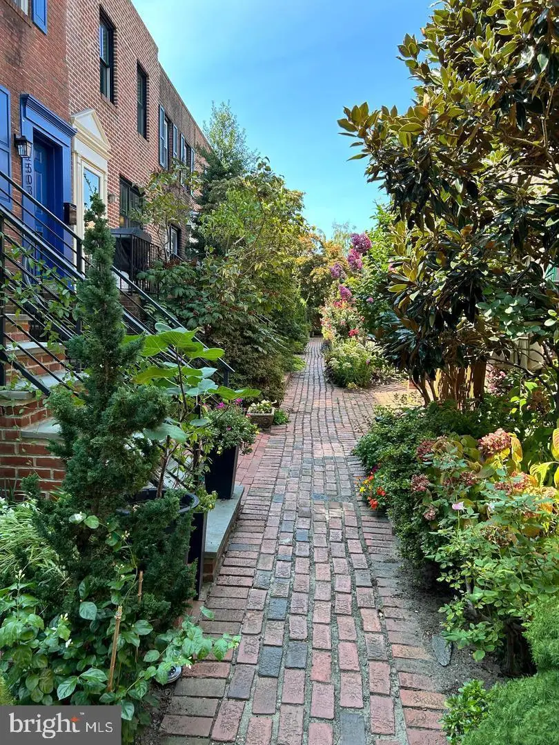 2505 Pine St, Philadelphia, PA 19103 - #2