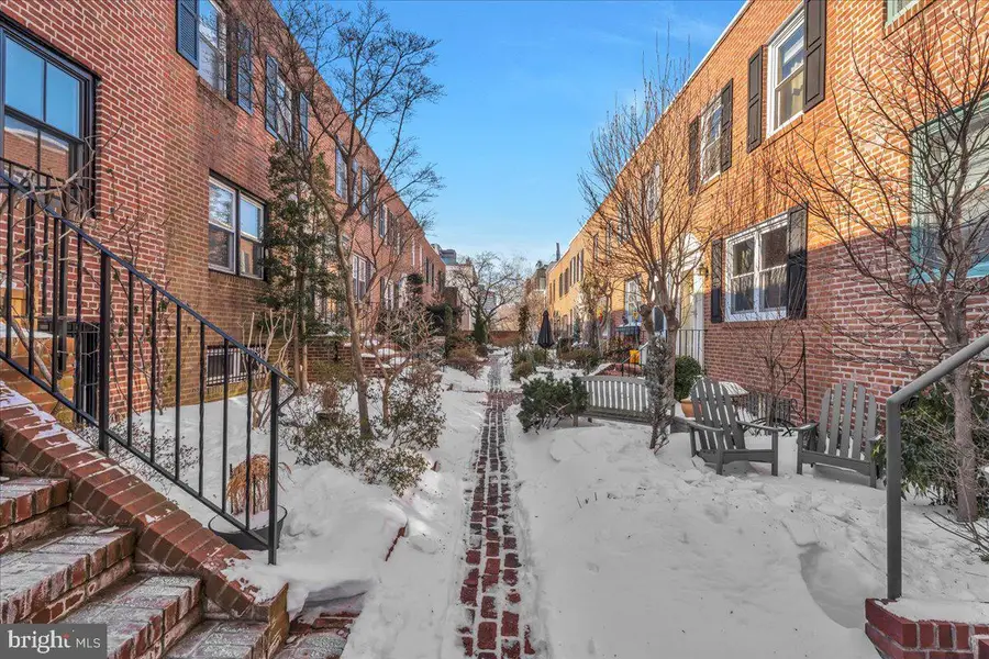 2505 Pine St, Philadelphia, PA 19103 - #3