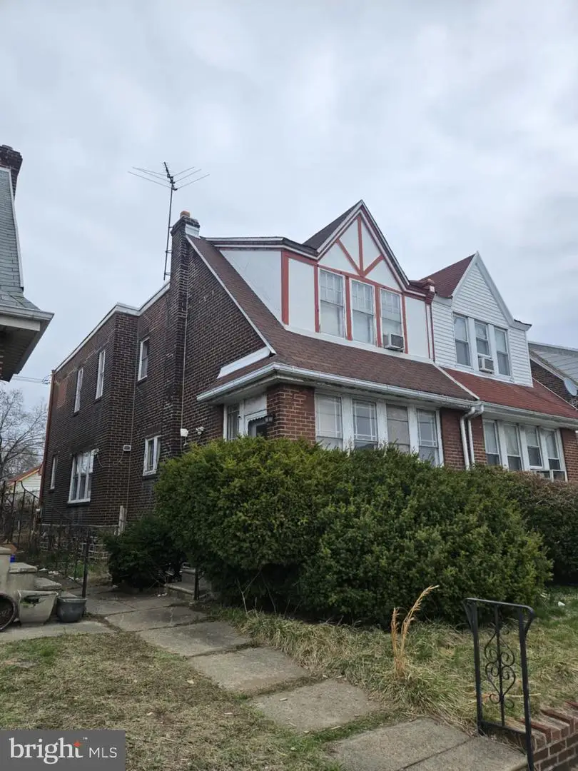 1421 Saint Vincent St, Philadelphia, PA 19111 - #2