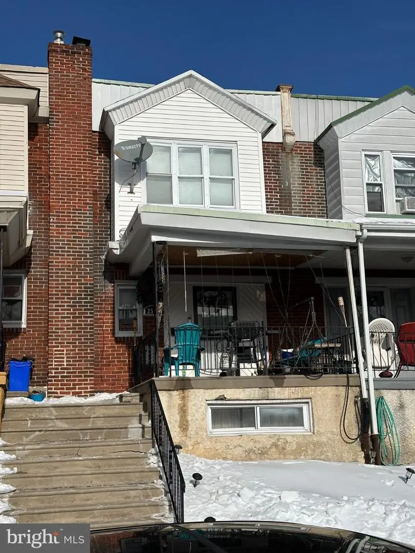 2529 S Ashford St, Philadelphia, PA 19153 - #1