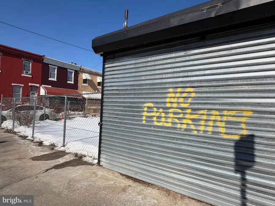 431-435 W York St, Philadelphia, PA 19133 - Image #2