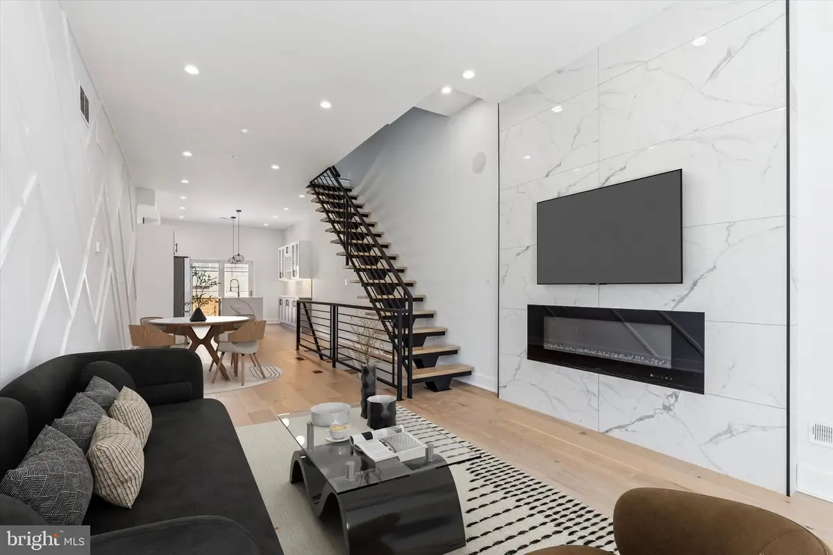 2751 E Pacific St, Philadelphia, PA 19134 - Image #1