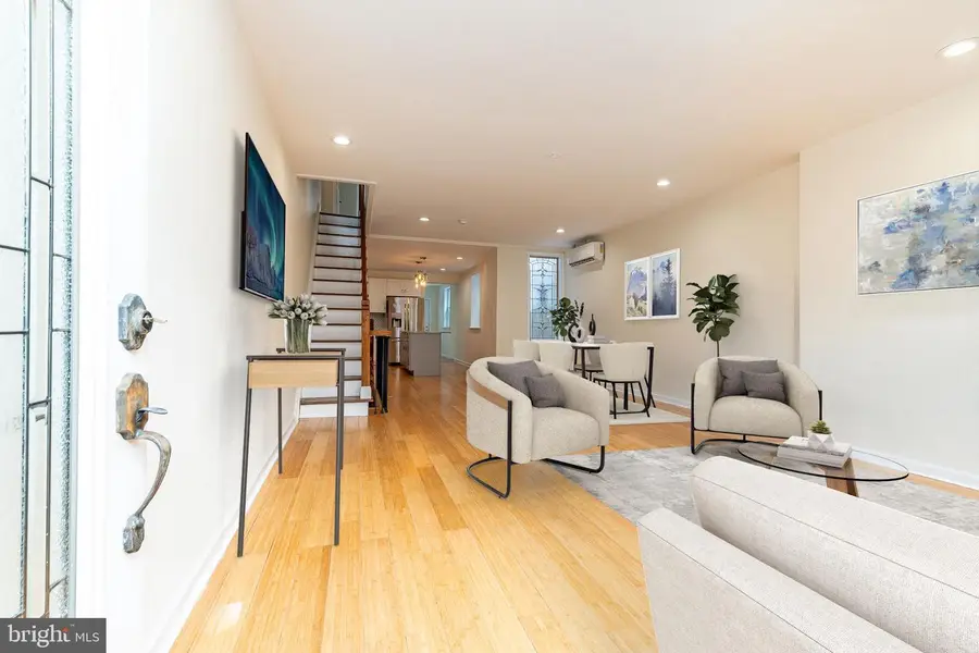 1933 Morris St, Philadelphia, PA 19145 - #3