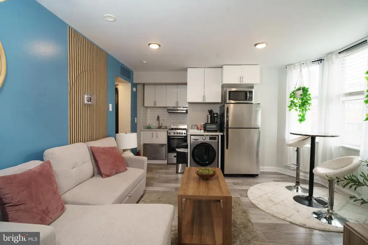 2135-00 Walnut St #301, Philadelphia, PA 19103 - #1