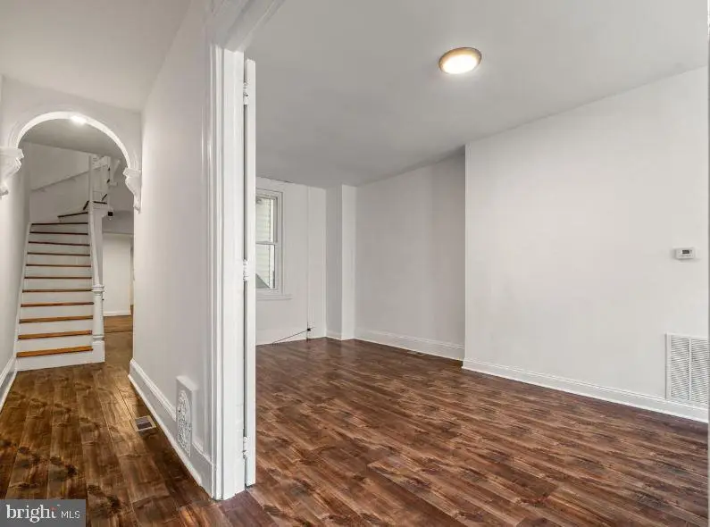 985 N 5th St, Philadelphia, PA 19123 - Image #3