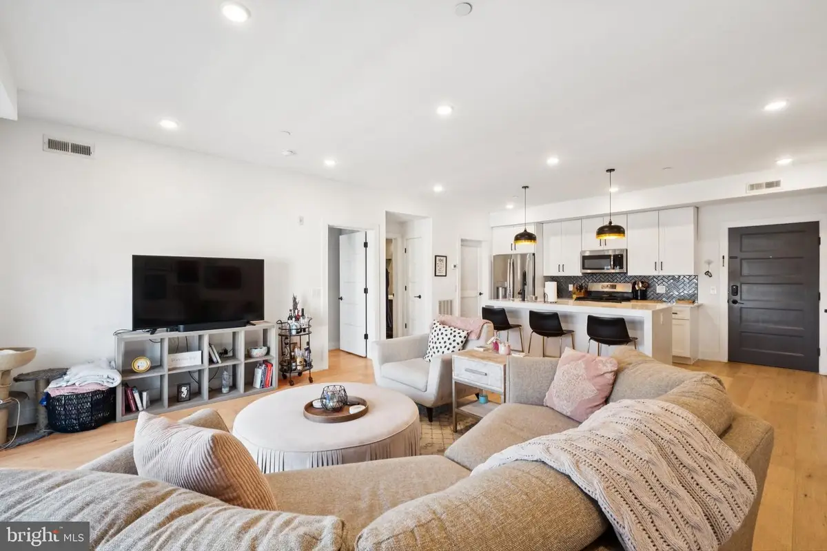 1232 N Front St #4b, Philadelphia, PA 19122 - Image #1