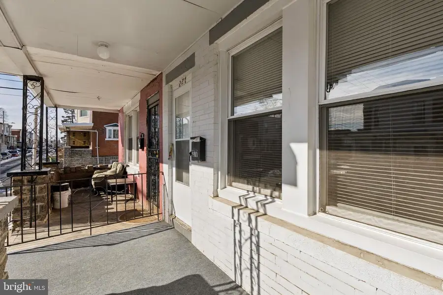 277 W Wellens St, Philadelphia, PA 19120 - Image #3