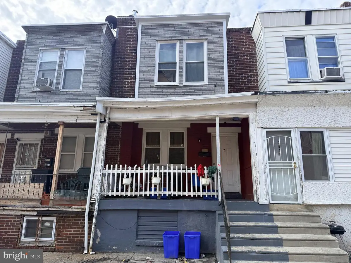 2552 S Holbrook St, Philadelphia, PA 19142 - #1