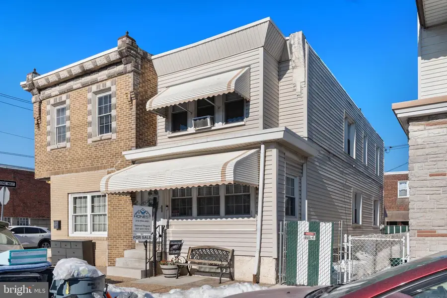 4262 Edgemont St, Philadelphia, PA 19137 - #2