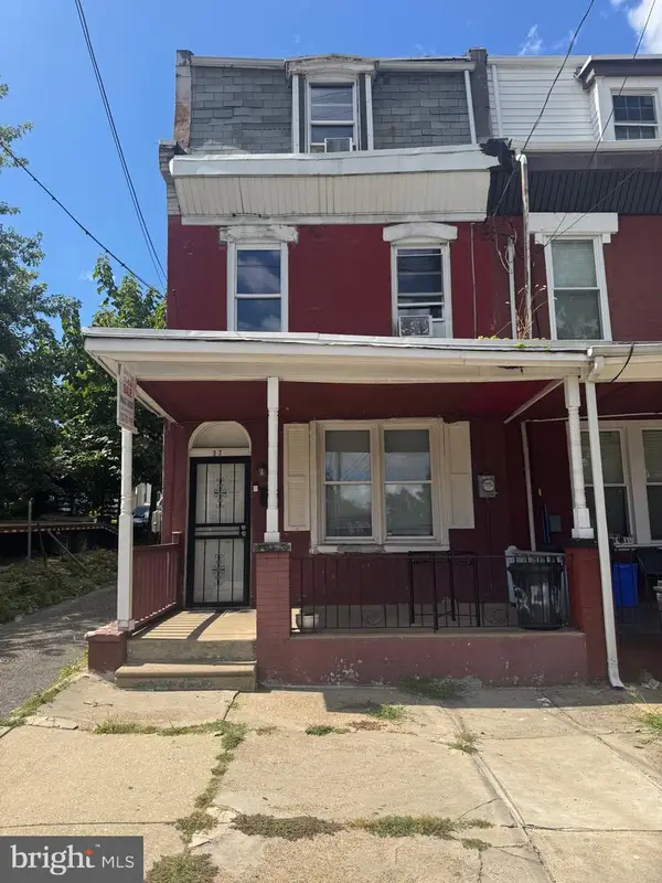 37 W Seymour St, PHILADELPHIA, PA 19144
