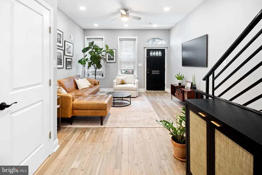 2425 Fairmount Ave, Philadelphia, PA 19130 - #3