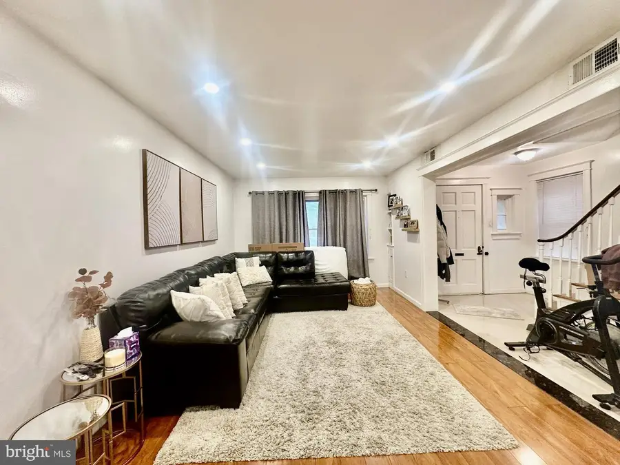 3230 Brighton St, Philadelphia, PA 19149 - #2