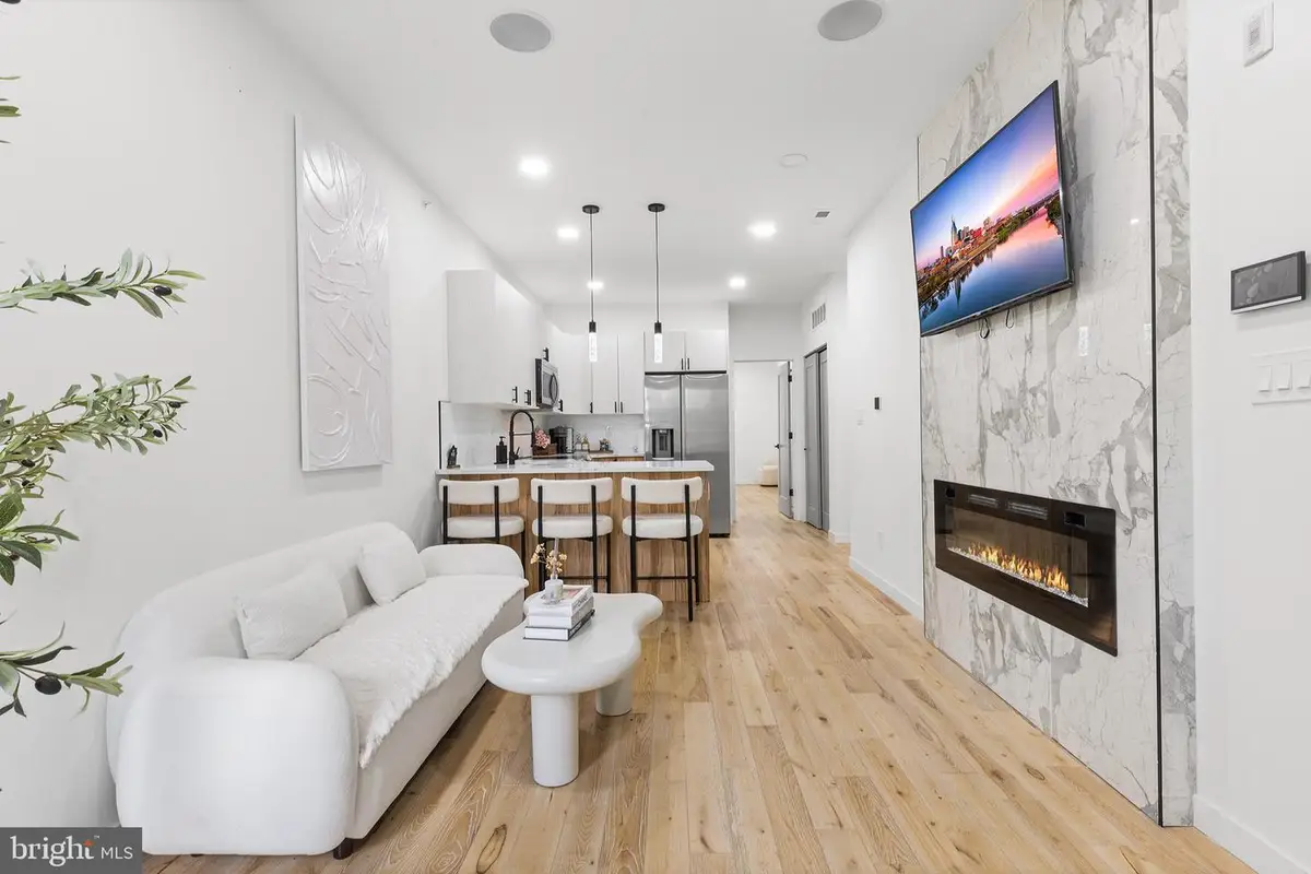 647 N 41st St #unit C, Philadelphia, PA 19104 - #1