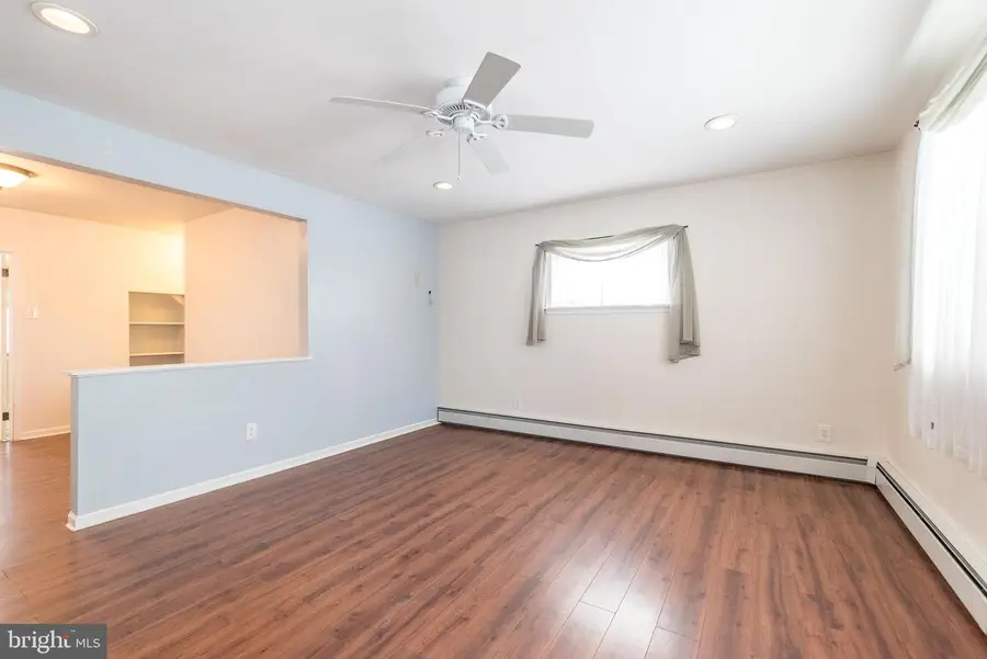 2862 Nautilus Rd, Philadelphia, PA 19154 - #3