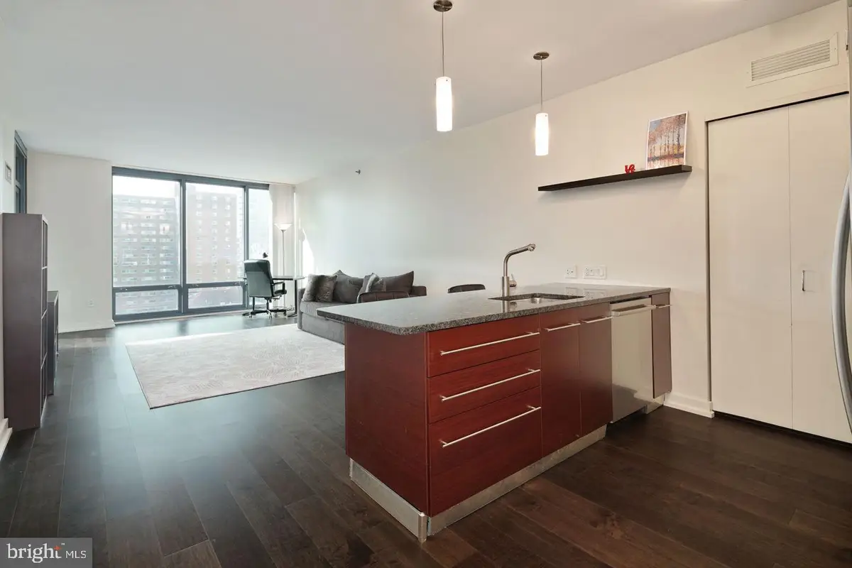 2101 Market St #805, Philadelphia, PA 19103 - #1