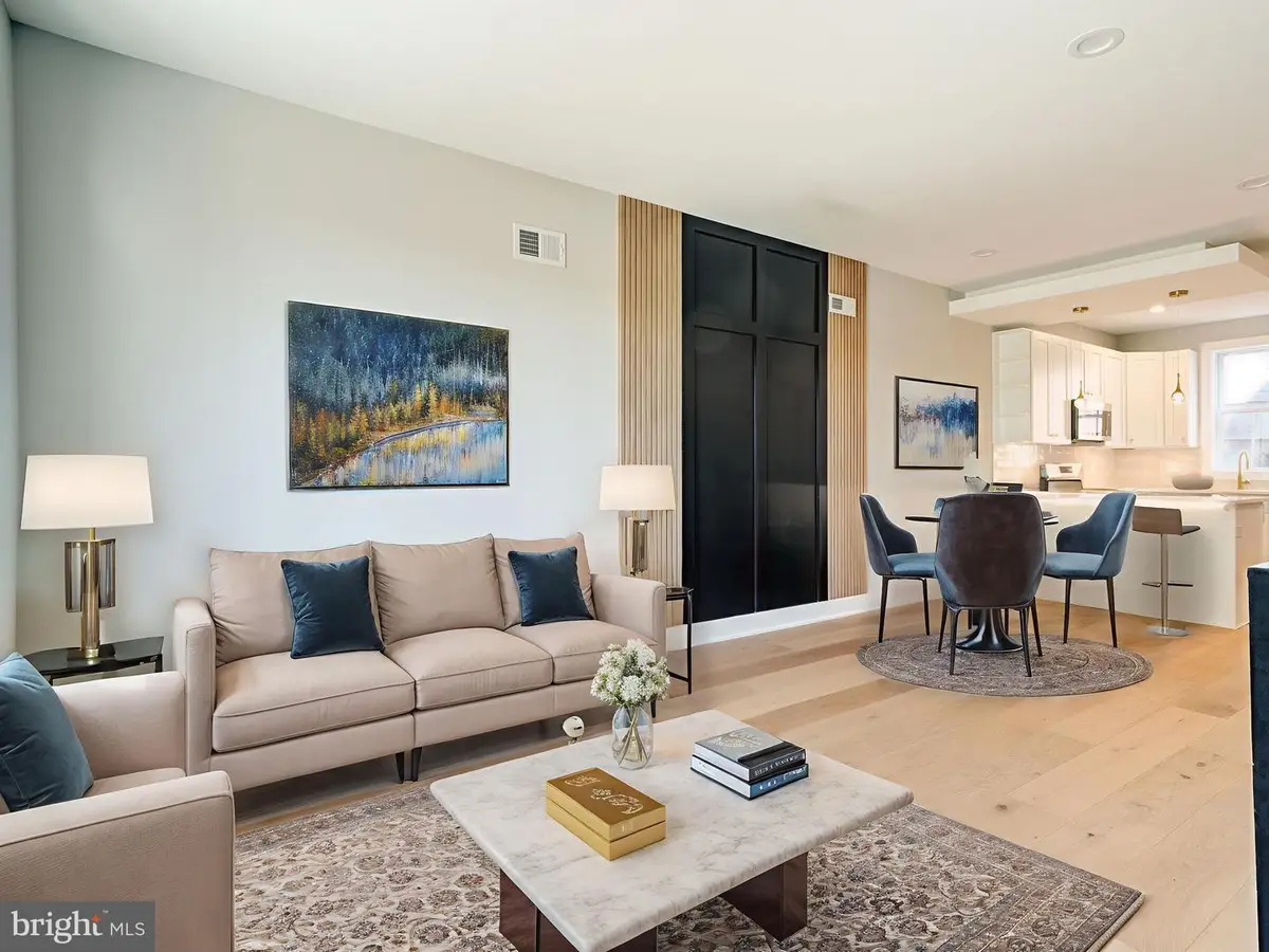 1939 N Leithgow St, Philadelphia, PA 19122 - #1