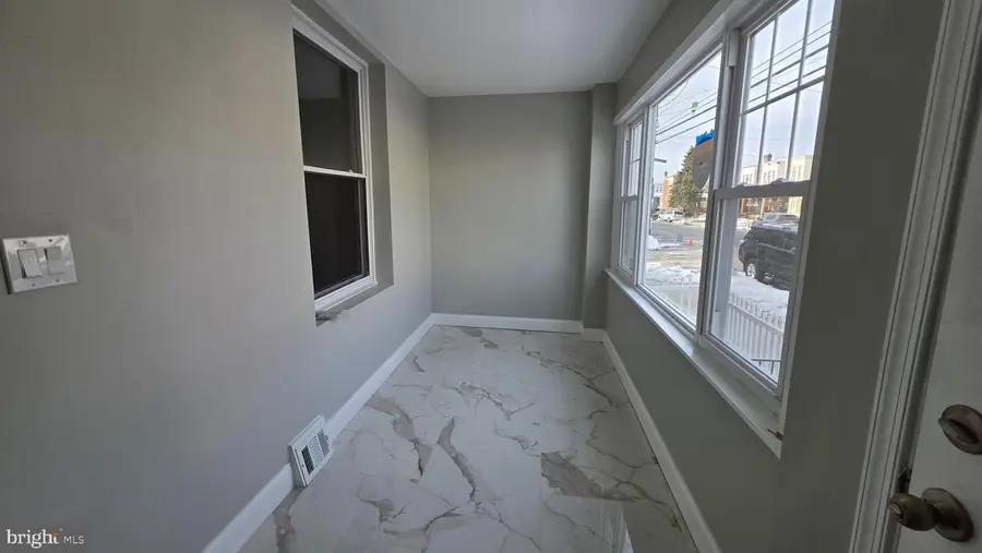 6618 Greenway Ave, Philadelphia, PA 19142 - #3