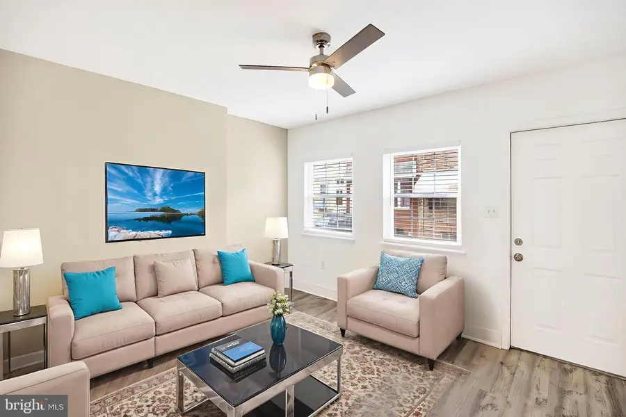 252 Sigel St, Philadelphia, PA 19148 - #2