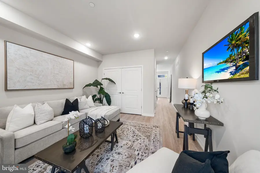 2201 W Thompson St #b, Philadelphia, PA 19121 - #3