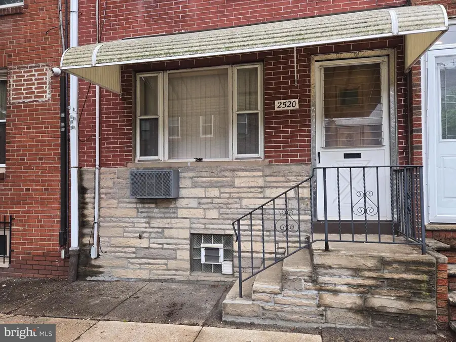 2520 Edgemont St, Philadelphia, PA 19125 - #2