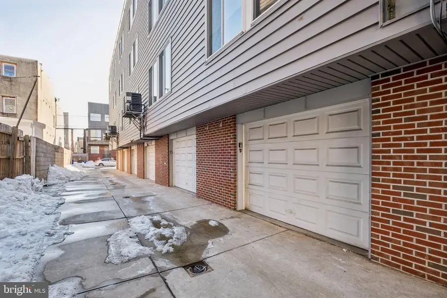 1189 S 21st, Philadelphia, PA 19146 - #3