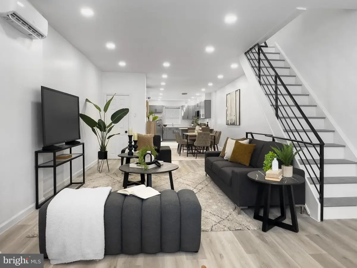 2028 S 22nd St, Philadelphia, PA 19145 - #1