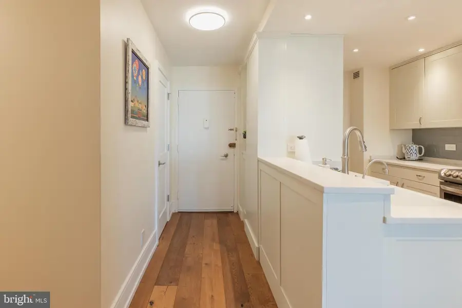 226-30 W Rittenhouse Sq #1501, Philadelphia, PA 19103 - #2