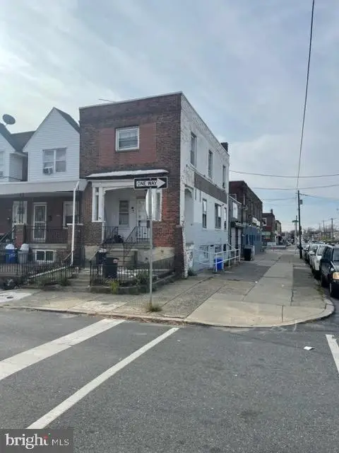 2500 S Hobson St, Philadelphia, PA 19142 - #1