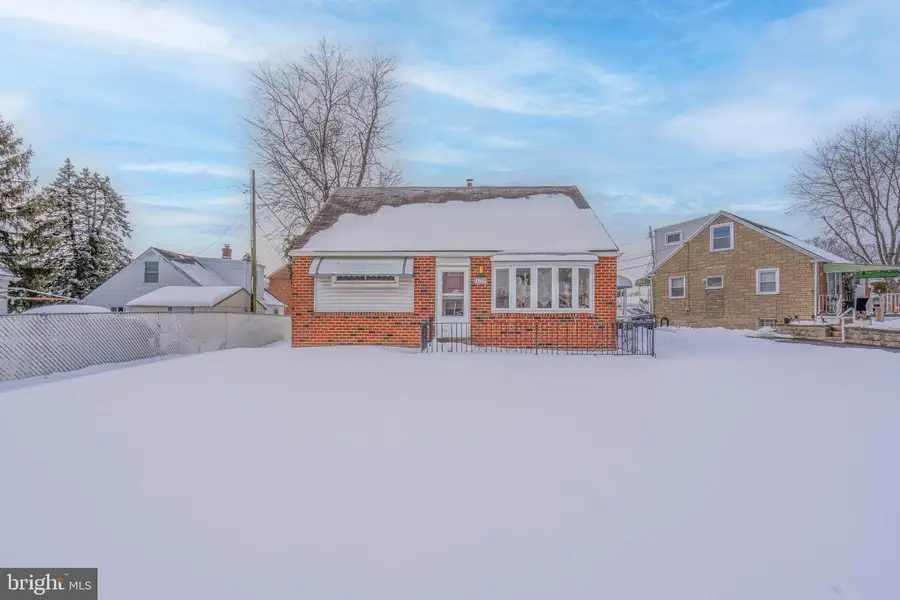 3222 Primrose Rd, Philadelphia, PA 19114 - #2