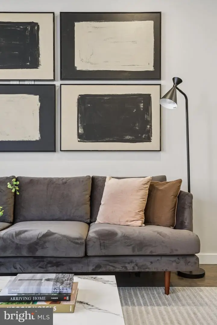 804 Fernon St, Philadelphia, PA 19148 - #3