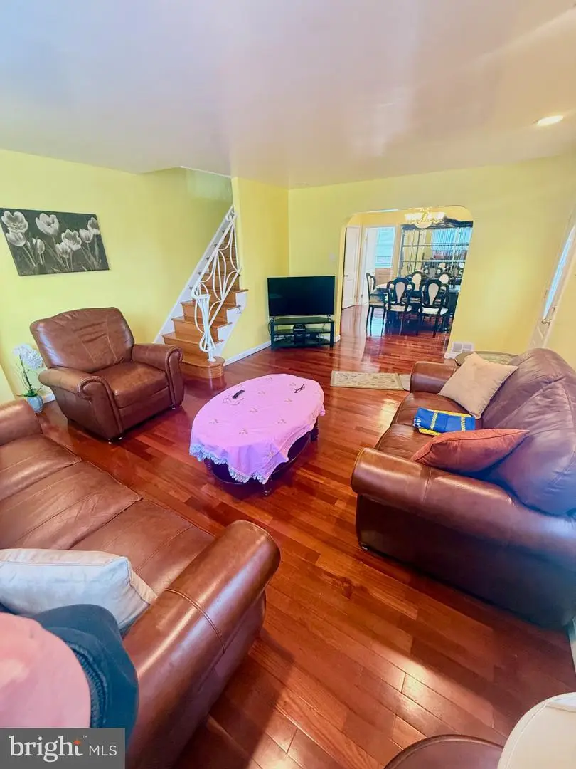 2022 Lansing St, Philadelphia, PA 19152 - #2