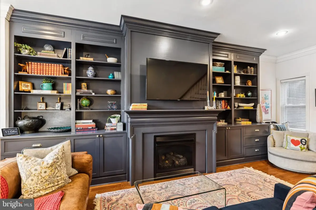 2431 Christian St, Philadelphia, PA 19146 - #1