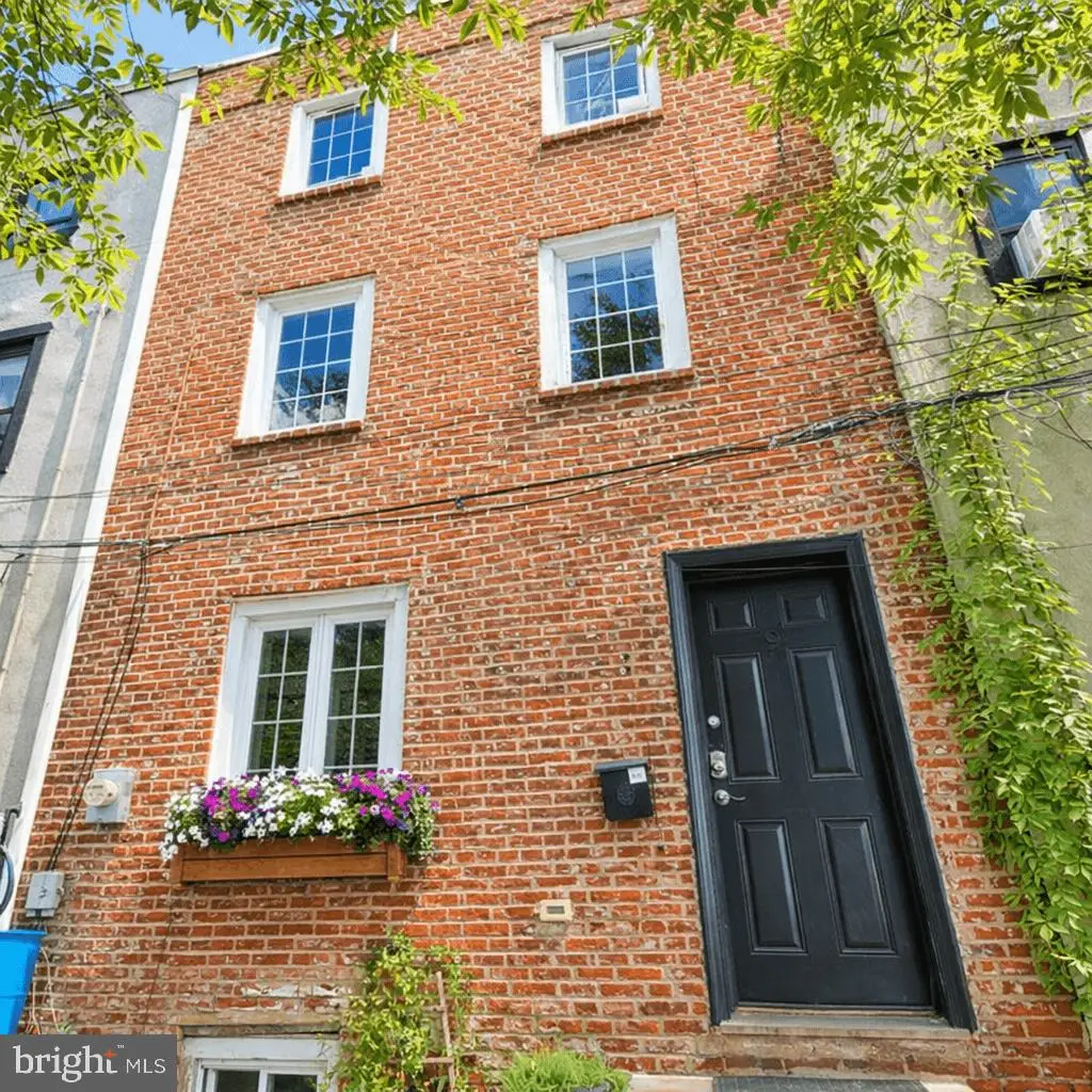 9 Bristow Pl, Philadelphia, PA 19123 - #1