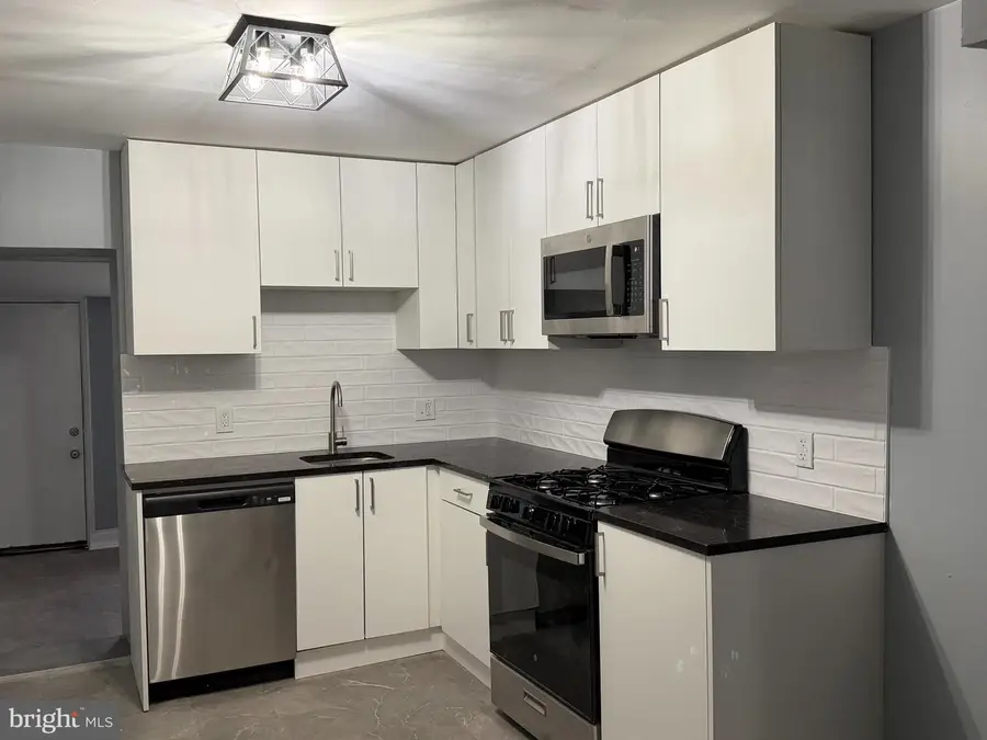1712 N 23rd St, Philadelphia, PA 19121 - #2