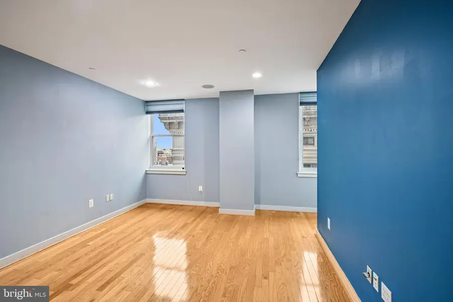 111 S 15th St #2008, Philadelphia, PA 19102 - #3